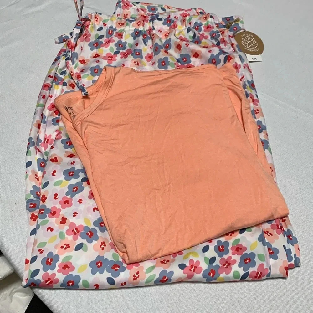 DIP Women’s Pajamas, NWT.